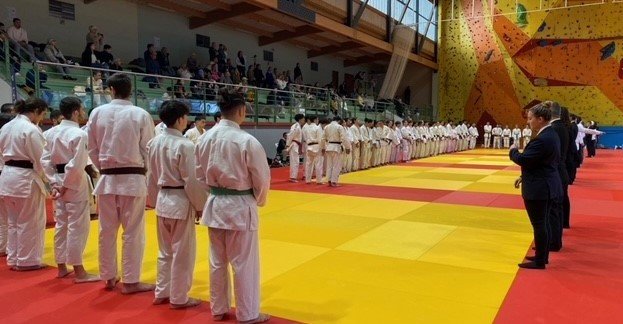 Clever Menuiserie Sponsor du Judo Club de Gémenos 